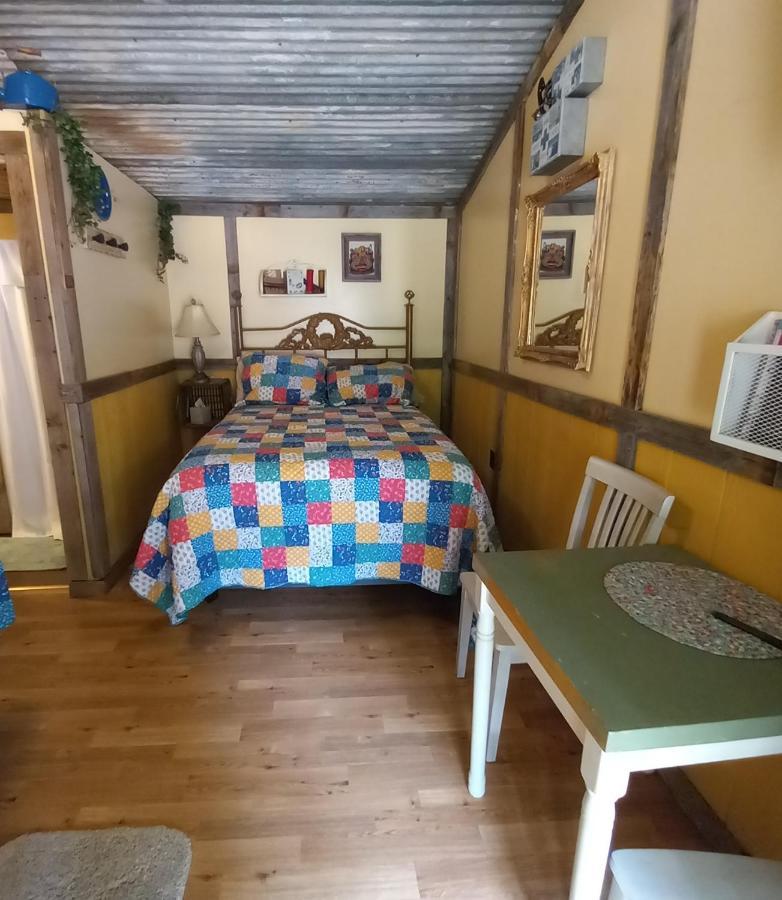 Acorn Hideaways Canton Charming Pioneer Suite 1890'S General Store المظهر الخارجي الصورة